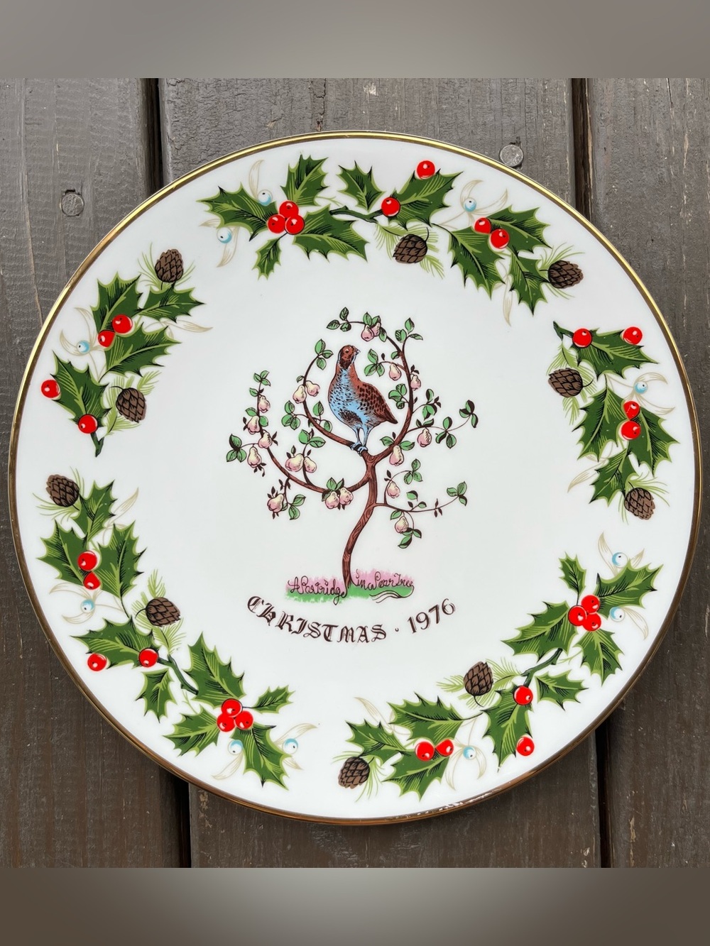 Vintage 1976 Royal Grafton 12 Days Christmas Partridge Pear Tree Holly Plate